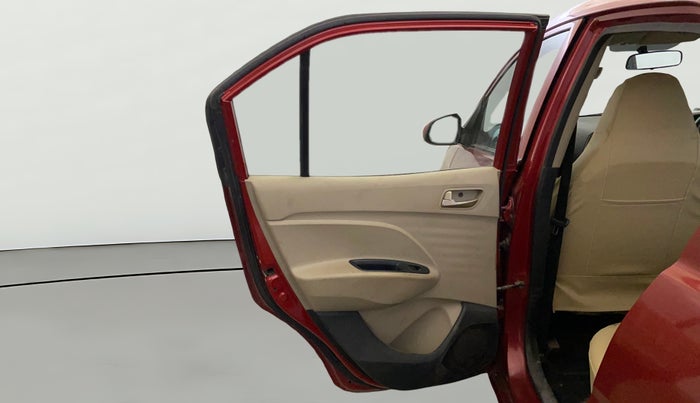 2019 Hyundai NEW SANTRO SPORTZ CNG, CNG, Manual, 72,687 km, LHS Rear Door