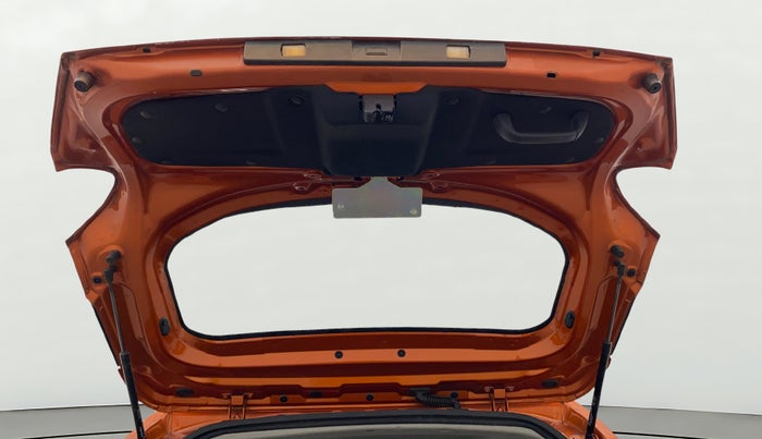 2022 Tata PUNCH ADVENTURE MT, Petrol, Manual, 56,972 km, Boot Door Open