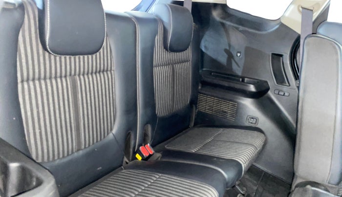 2022 KIA CARENS PRESTIGE PLUS 1.4 PETROL 7 STR, Petrol, Manual, 36,541 km, Third Seat Row ( optional )