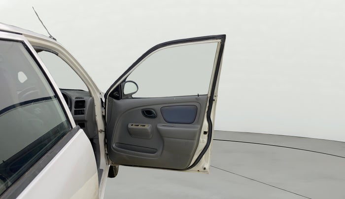 2014 Maruti Alto K10 VXI, Petrol, Manual, 91,059 km, RHS Front Door