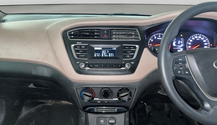 2020 Hyundai Elite i20 MAGNA PLUS 1.2, Petrol, Manual, 28,357 km, Air Conditioner