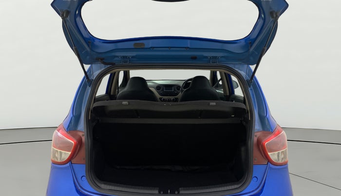 2017 Hyundai Grand i10 SPORTZ 1.2 KAPPA VTVT, Petrol, Manual, 61,011 km, Boot Open Zoomed View