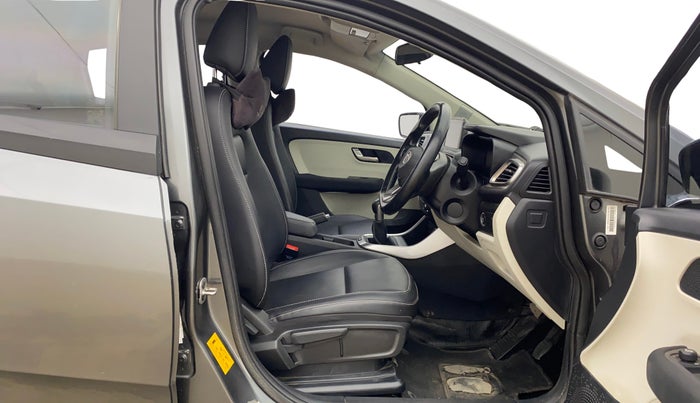 2022 Tata ALTROZ XZ PLUS DIESEL, Diesel, Manual, 44,051 km, Right Side Front Door Cabin