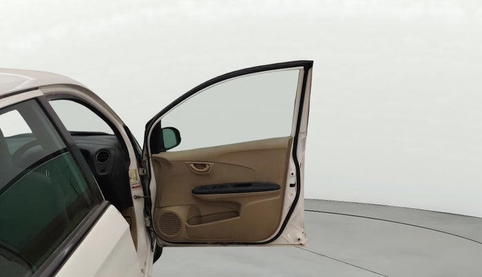 2016 Honda Amaze 1.5L I-DTEC S, Diesel, Manual, 1,05,076 km, RHS Front Door