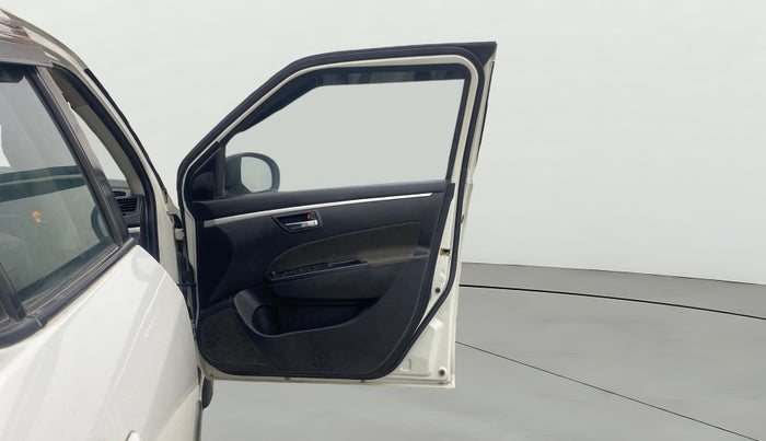 2017 Maruti Swift ZXI, Petrol, Manual, 74,279 km, RHS Front Door