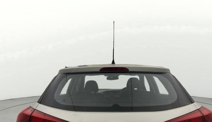 2015 Hyundai Elite i20 SPORTZ 1.2 (O), Petrol, Manual, 1,34,355 km, Rear Windshield