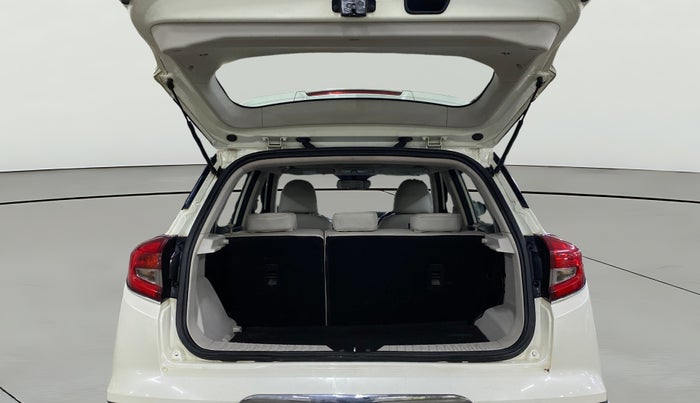 2022 Mahindra XUV300 W8 (O) 1.2 PETROL, Petrol, Manual, 61,570 km, Boot Open Zoomed View