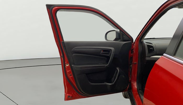 2022 Maruti Vitara Brezza VXI, Petrol, Manual, 30,051 km, LHS Front Door