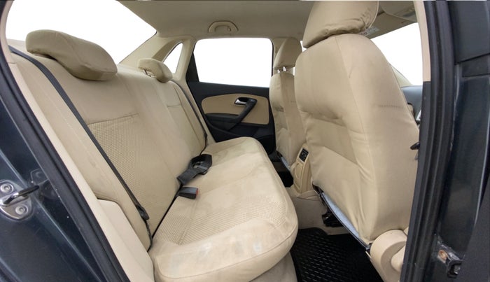 2017 Volkswagen Ameo HIGHLINE1.2L, Petrol, Manual, 1,30,371 km, Right Side Rear Door Cabin