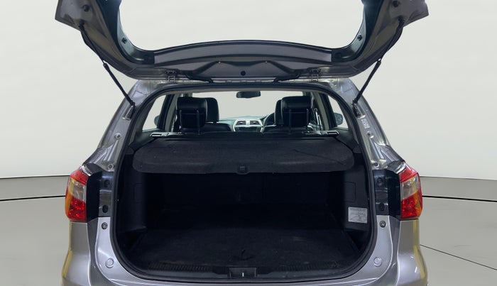 2015 Maruti S Cross ALPHA 1.6, Diesel, Manual, 1,31,439 km, Boot Open Zoomed View
