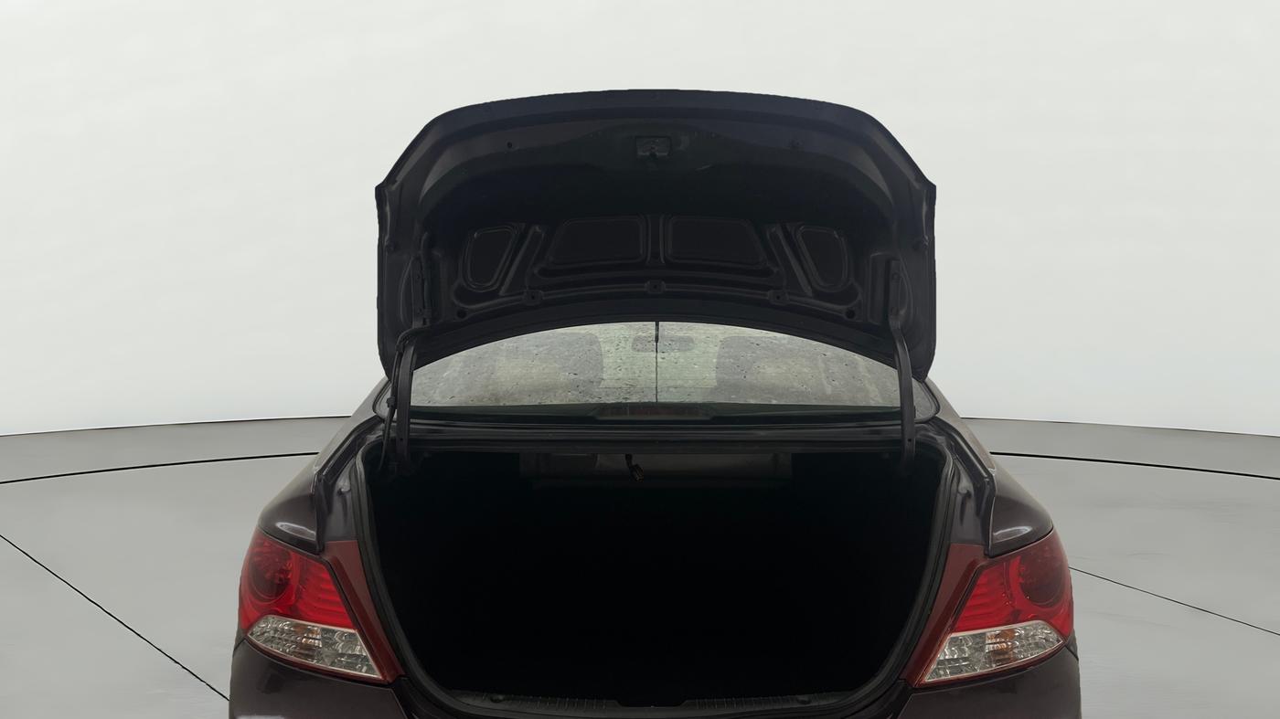 2013 Hyundai Verna FLUIDIC 1.6 VTVT SX OPT AT, Petrol, Automatic, 1,02,812 km, Boot Door Open