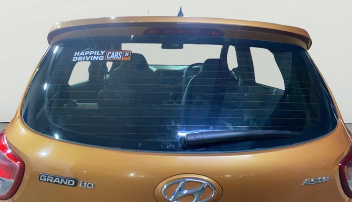 2014 Hyundai Grand i10 ASTA 1.2 KAPPA VTVT, Petrol, Manual, 1,05,938 km, Rear Windshield