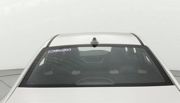 2018 Hyundai Verna 1.6 VTVT SX, Petrol, Manual, 92,675 km, Rear Windshield