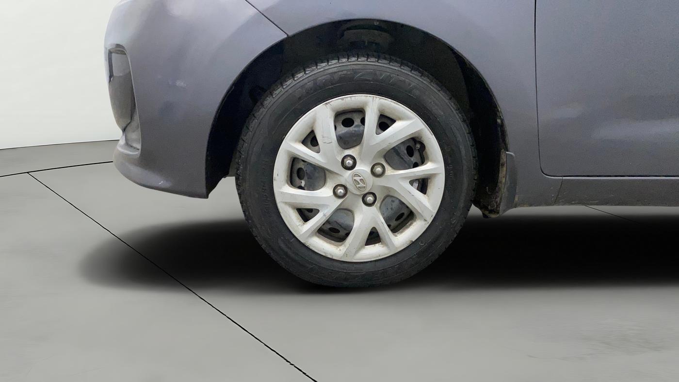 2018 Hyundai Grand i10 MAGNA 1.2 KAPPA VTVT, CNG, Manual, 63,584 km, Left Front Wheel
