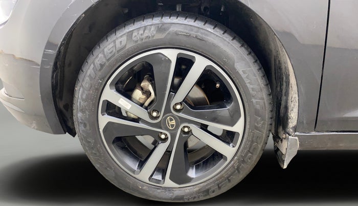 2024 Tata ALTROZ  XZA Plus Sunroof Dark Edition, Petrol, Automatic, 13,869 km, Left Front Wheel