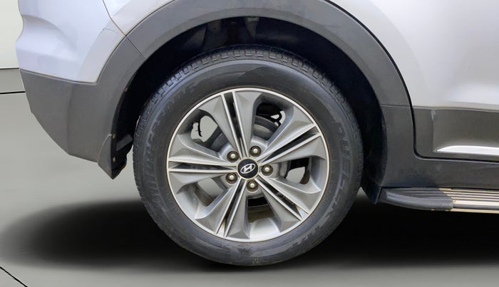 2017 Hyundai Creta SX PLUS AT 1.6 PETROL, Petrol, Automatic, 26,882 km, Right Rear Wheel