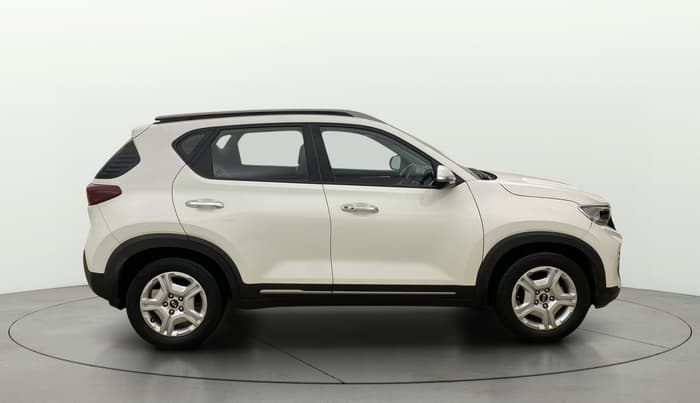 2021 KIA SONET HTX 1.5, Diesel, Manual, 26,770 km, Right Side View