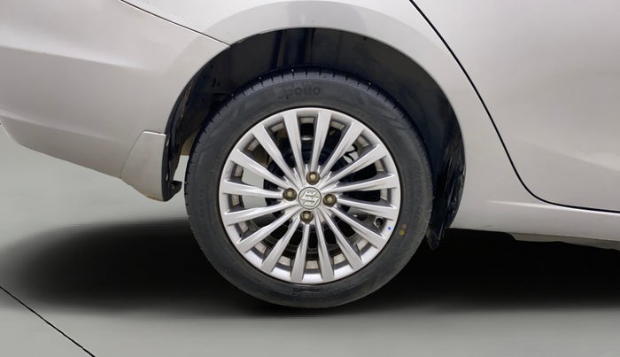 2017 Maruti Ciaz ALPHA 1.4 PETROL, Petrol, Manual, 54,264 km, Right Rear Wheel
