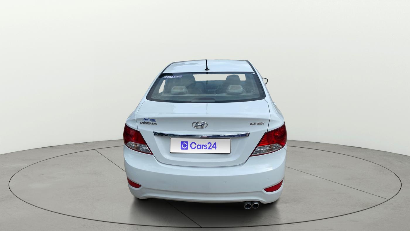 2014 Hyundai Verna FLUIDIC 1.6 VTVT SX, Petrol, Manual, 61,445 km, Back/Rear