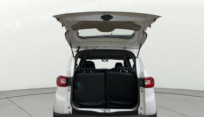 2023 Renault TRIBER RXZ, Petrol, Manual, 59,570 km, Boot Door Open