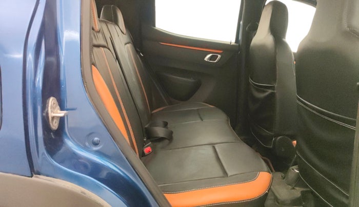 2019 Renault Kwid CLIMBER 1.0 (O), Petrol, Manual, 40,008 km, Right Side Rear Door Cabin