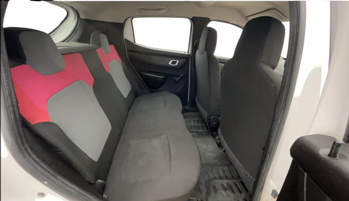 2018 Renault Kwid RXT 1.0 AMT (O), Petrol, Automatic, 24,947 km, Right Side Rear Door Cabin