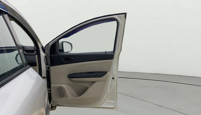 2019 Renault TRIBER RXT, Petrol, Manual, 35,615 km, RHS Front Door