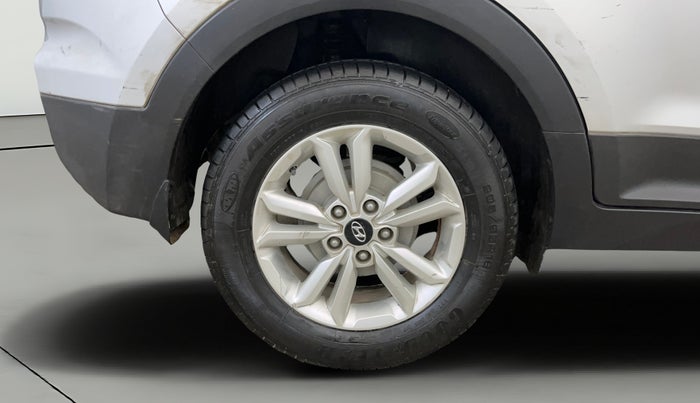 2017 Hyundai Creta SX PLUS 1.6 PETROL, Petrol, Manual, 21,146 km, Right Rear Wheel