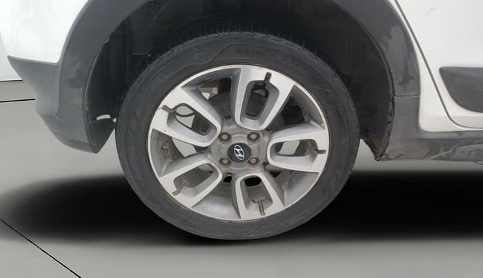 2016 Hyundai i20 Active 1.2 SX, Petrol, Manual, 73,127 km, Right Rear Wheel