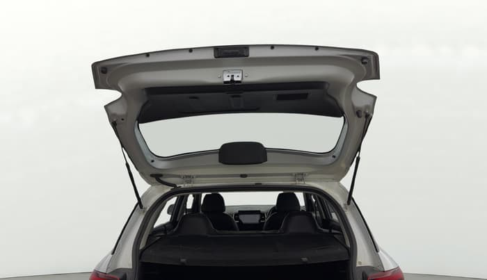2020 Hyundai VENUE S 1.2, Petrol, Manual, 25,007 km, Boot Door Open