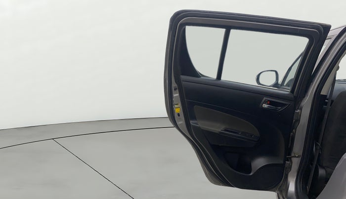 2014 Maruti Swift VDI, Diesel, Manual, 1,35,287 km, LHS Rear Door