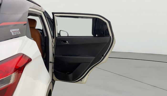 2016 Hyundai Creta SX PLUS  ANNIVERSARY EDITION 1.6 PETROL, Petrol, Manual, 88,267 km, RHS Rear Door