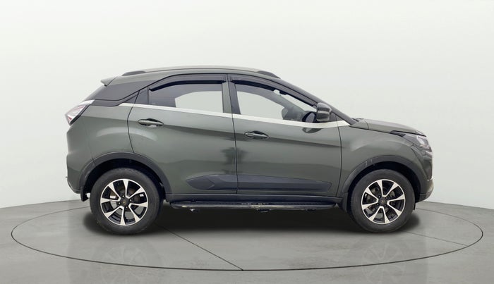 2020 Tata NEXON XZA PLUS SUNROOF PETROL, Petrol, Automatic, 84,261 km, Right Side View