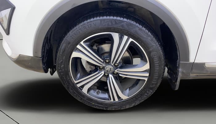 2022 MG ASTOR SHARP 1.5 CVT, Petrol, Automatic, 80,682 km, Left Front Wheel