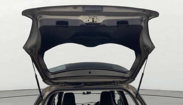 2021 Maruti Swift LXI, Petrol, Manual, 50,855 km, Boot Door Open