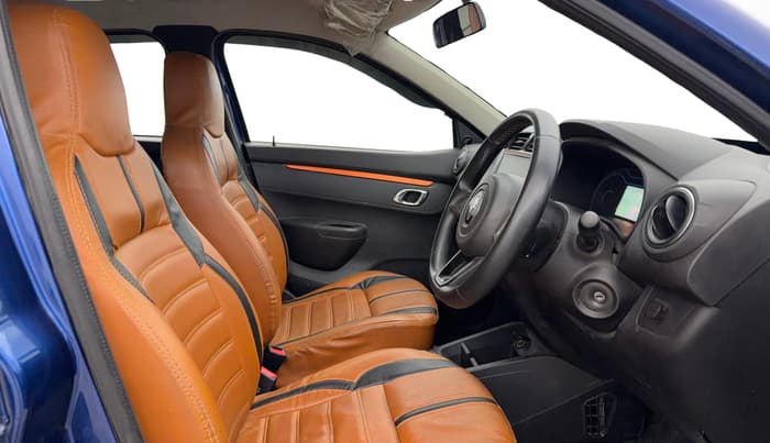 2021 Renault Kwid CLIMBER 1.0 AMT (O), Petrol, Automatic, 53,934 km, Right Side Front Door Cabin