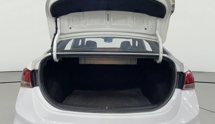 2020 Hyundai Verna 1.6 VTVT SX, Petrol, Manual, 84,553 km, Boot Open Zoomed View