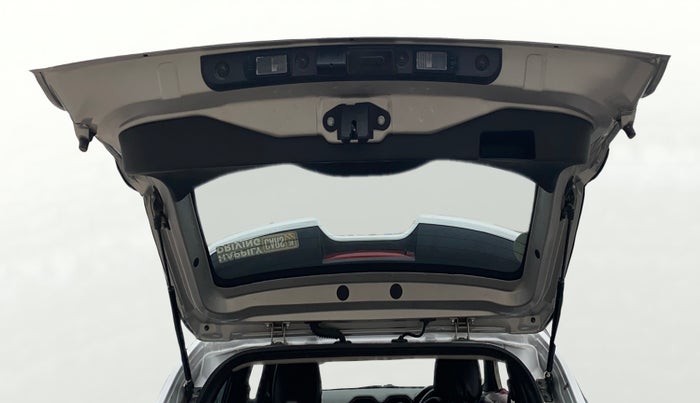 2023 Nissan MAGNITE XE, Petrol, Manual, 51,211 km, Boot Door Open