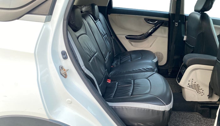 2020 Tata NEXON XZ PLUS (O) DIESEL, Diesel, Manual, 72,517 km, Right Side Rear Door Cabin
