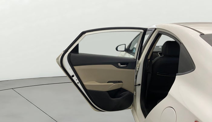 2018 Hyundai Verna 1.4 E PETROL, Petrol, Manual, 24,938 km, LHS Rear Door