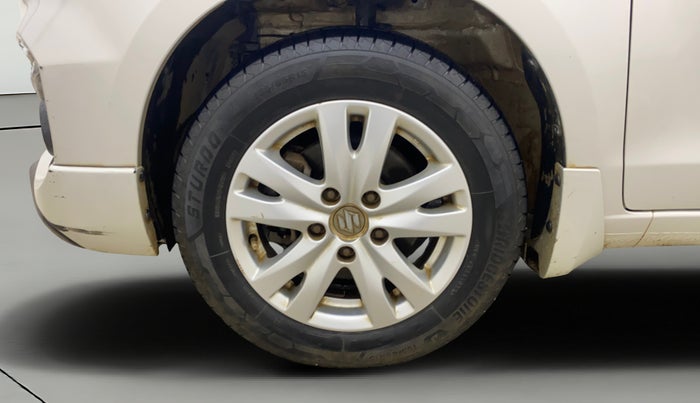 2017 Maruti Ertiga ZXI+, Petrol, Manual, 93,520 km, Left Front Wheel