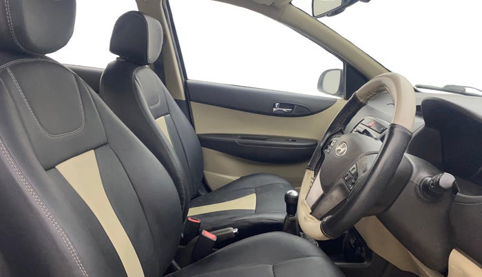 2014 Hyundai i20 ASTA 1.2, Petrol, Manual, 44,108 km, Right Side Front Door Cabin