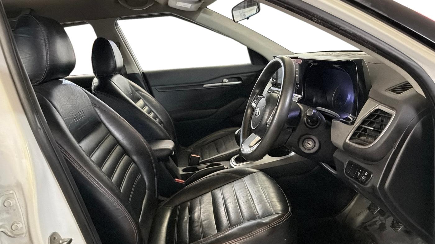 2021 KIA SELTOS HTK 1.5 PETROL, Petrol, Manual, 84,893 km, Right Side Front Door Cabin