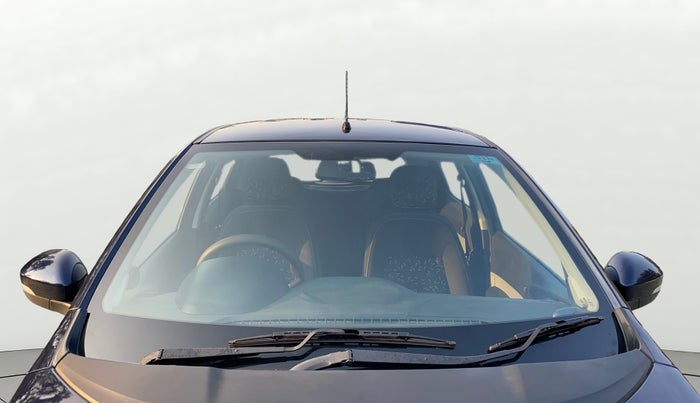 2021 Tata Tiago XZ PETROL, Petrol, Manual, 53,412 km, Front Windshield