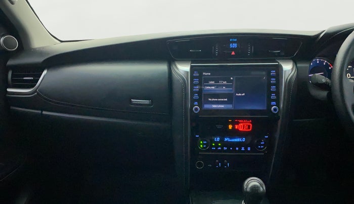 2024 Toyota Fortuner 4X2 MT 2.7 PETROL, Petrol, Manual, 22,651 km, Air Conditioner