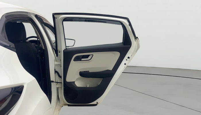 2023 Tata ALTROZ  XZ Plus (O) (S), Petrol, Manual, 11,697 km, RHS Rear Door