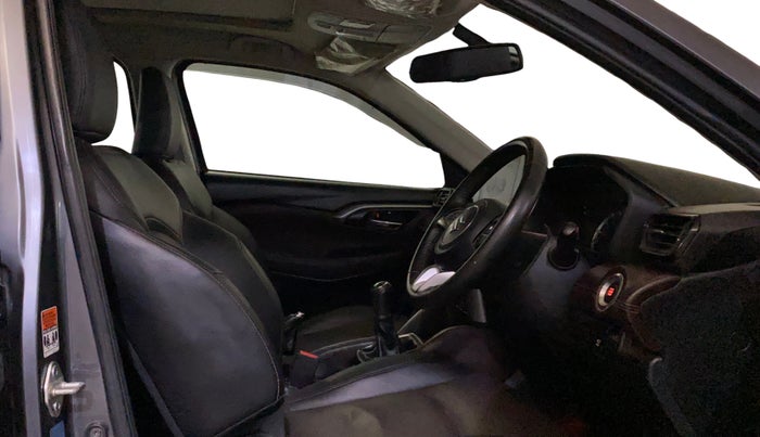 2023 Maruti Grand Vitara ALPHA SMART HYBRID, Petrol, Manual, 75,164 km, Right Side Front Door Cabin