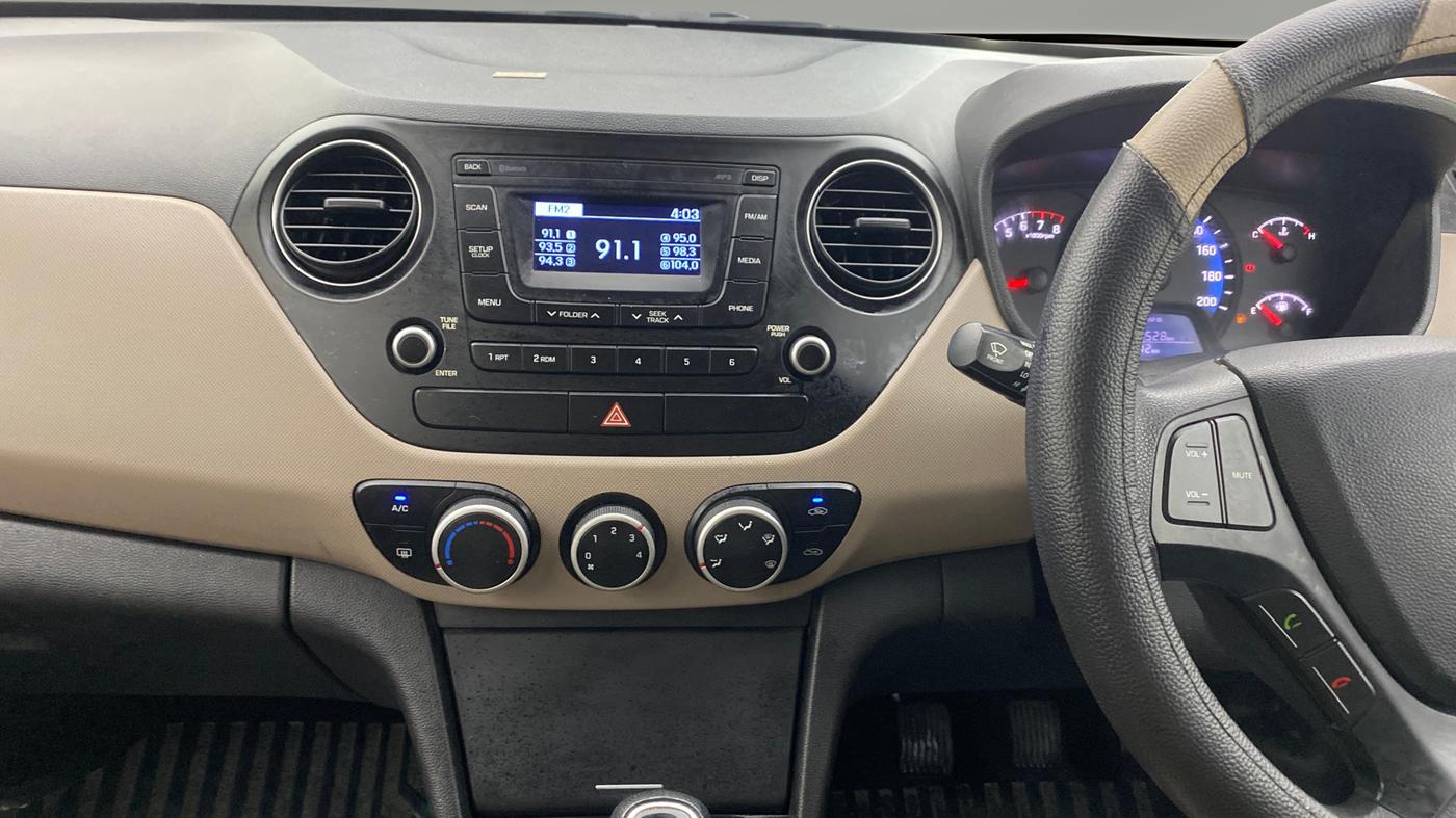2016 Hyundai Xcent S 1.2, Petrol, Manual, 39,492 km, Air Conditioner