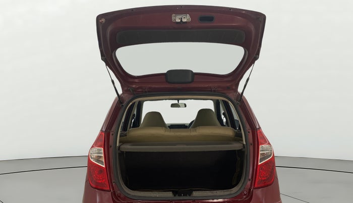 2016 Hyundai i10 SPORTZ 1.1, Petrol, Manual, 43,144 km, Boot Door Open