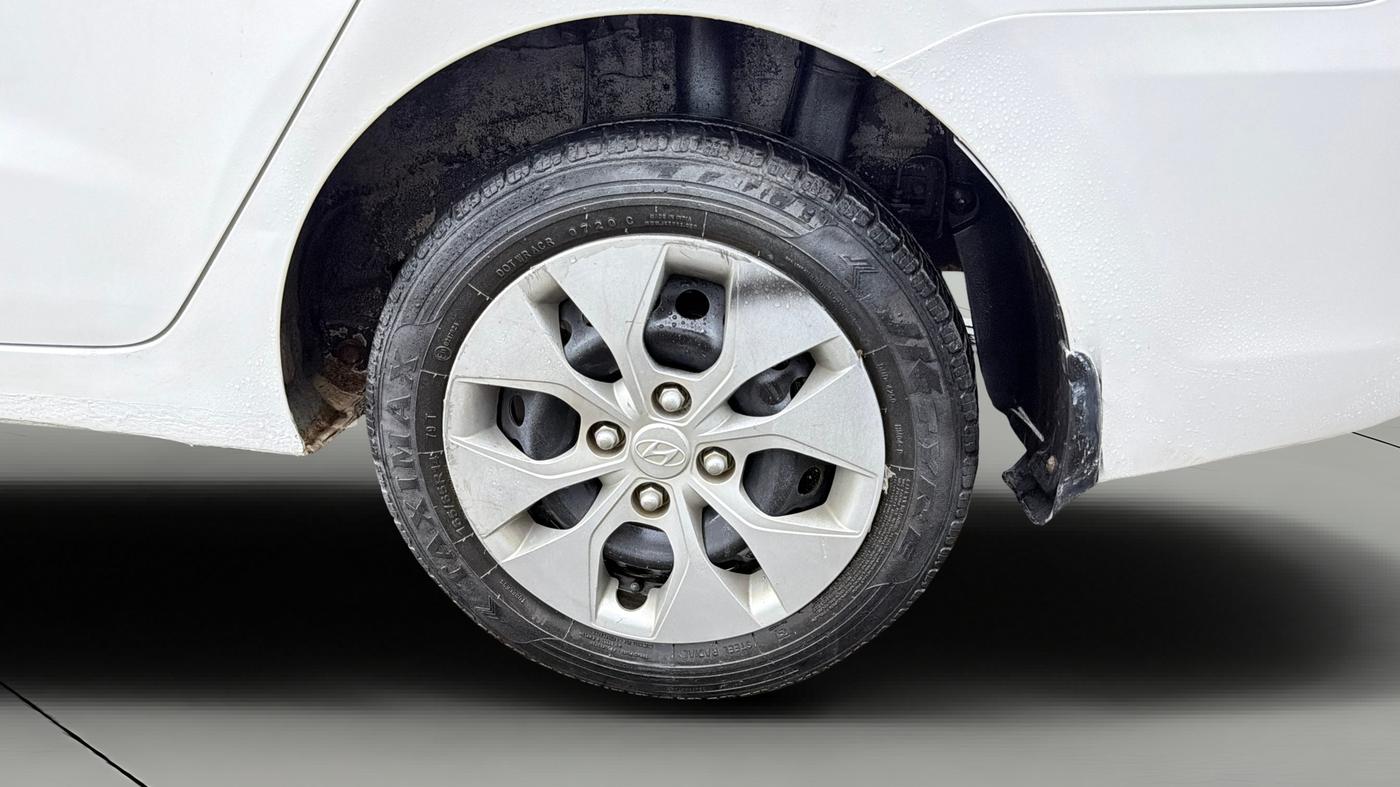 2019 Hyundai Xcent S 1.2, Petrol, Manual, 55,582 km, Left Rear Wheel